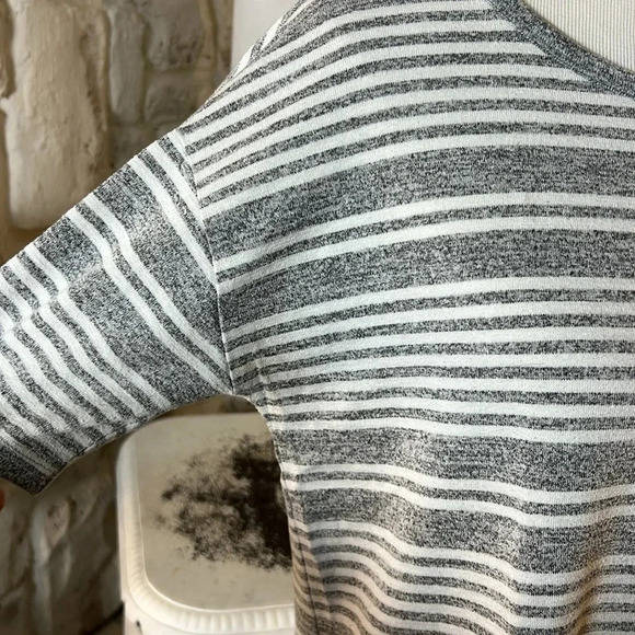 GAP | Soft Striped Tee - Picture 3 of 6